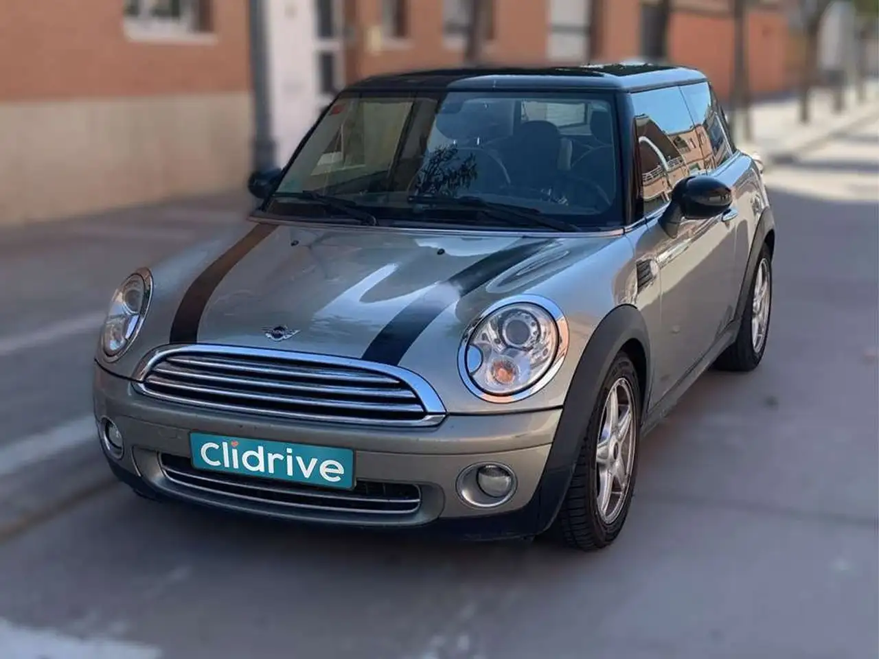 MINI Cooper Cabrio Auto — photo 1 of 8