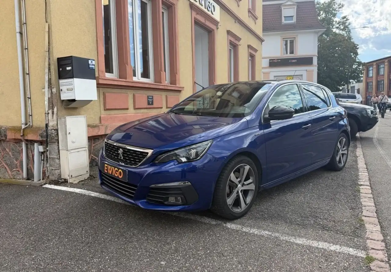 Peugeot 308 generation-ii 1.2 thp 130 gt line eat bva toit panoramique garantie 6 mois — photo 1 of 30