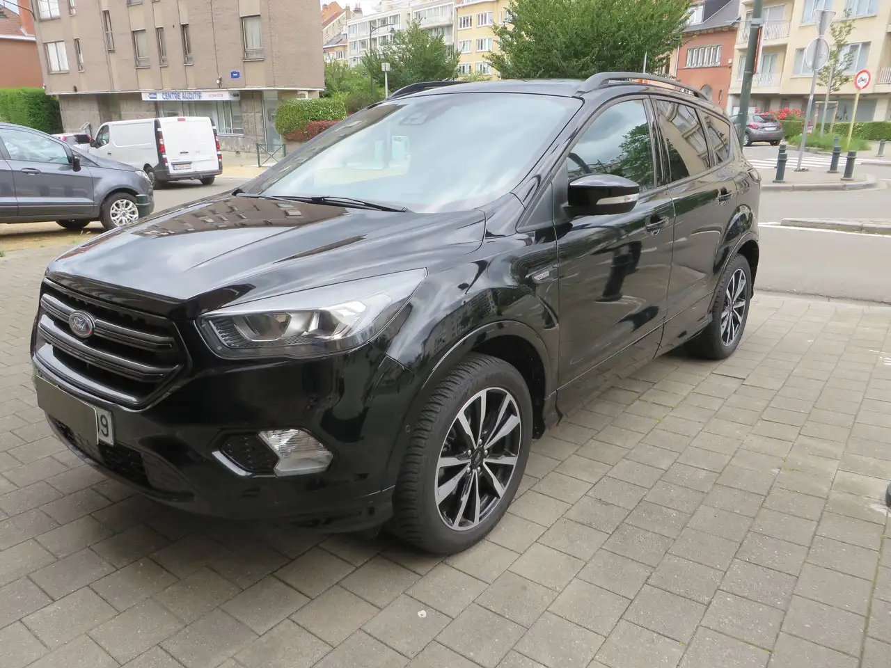 Ford Kuga Kuga 1.5 EcoBoost FWD ST Line (EU6.2) — photo 1 of 15