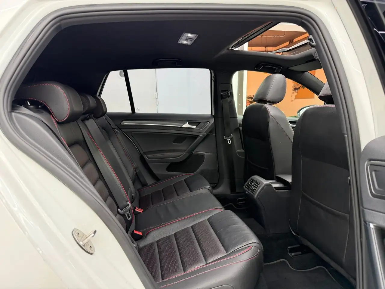 2019 Volkswagen Golf VII Lim. GTI Performance*PANO*ACC*R.KAM*, photograph 8