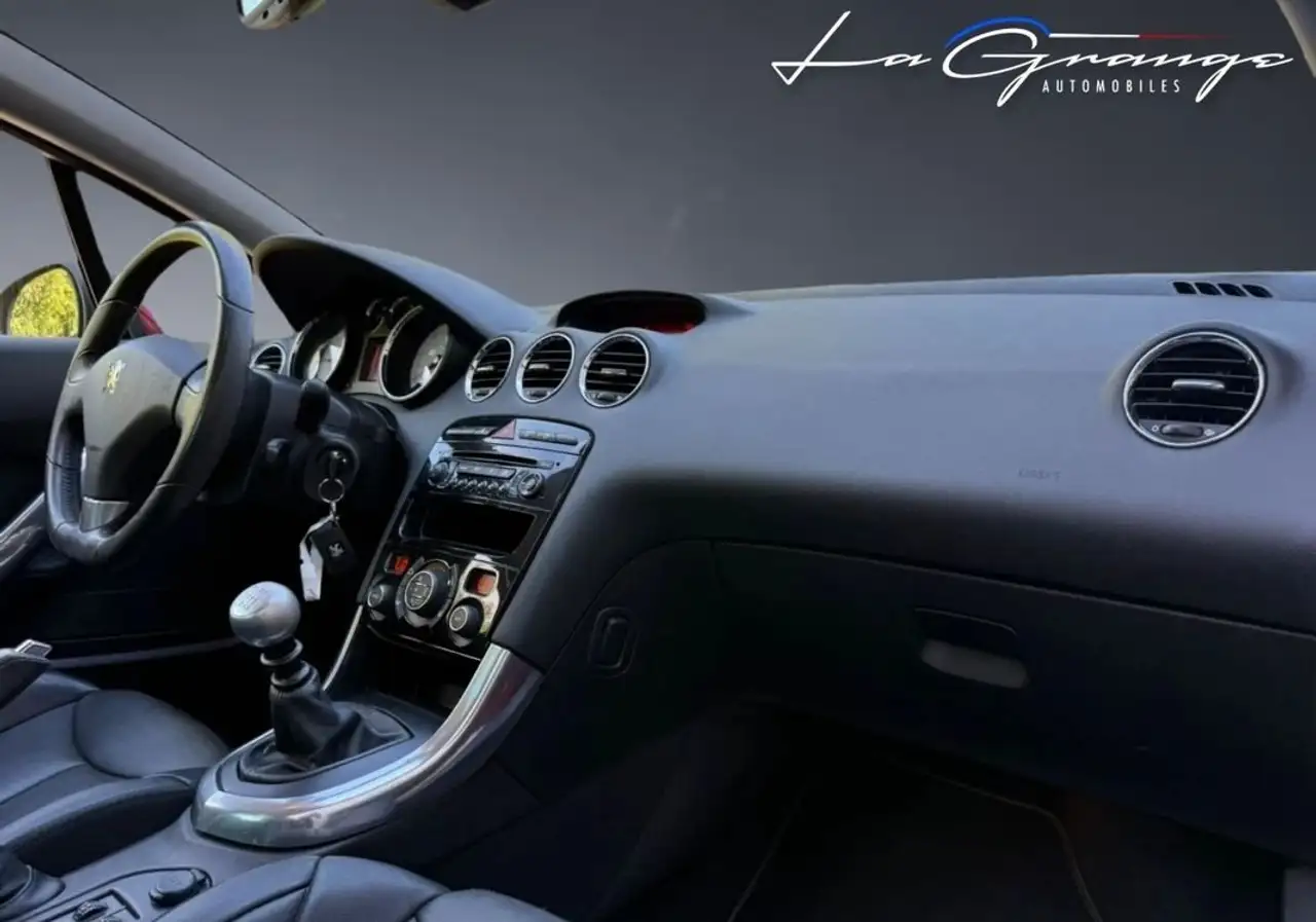 2009 Peugeot 308 Féline 2,0L HDi 16V FAP, photograph 8