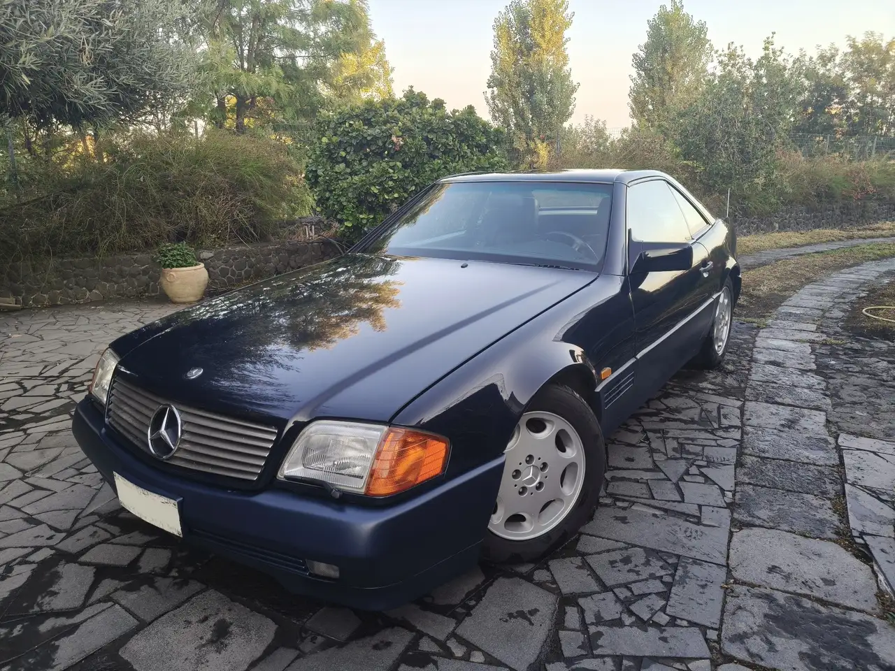 Mercedes-Benz SL 300 24 — photo 1 of 4