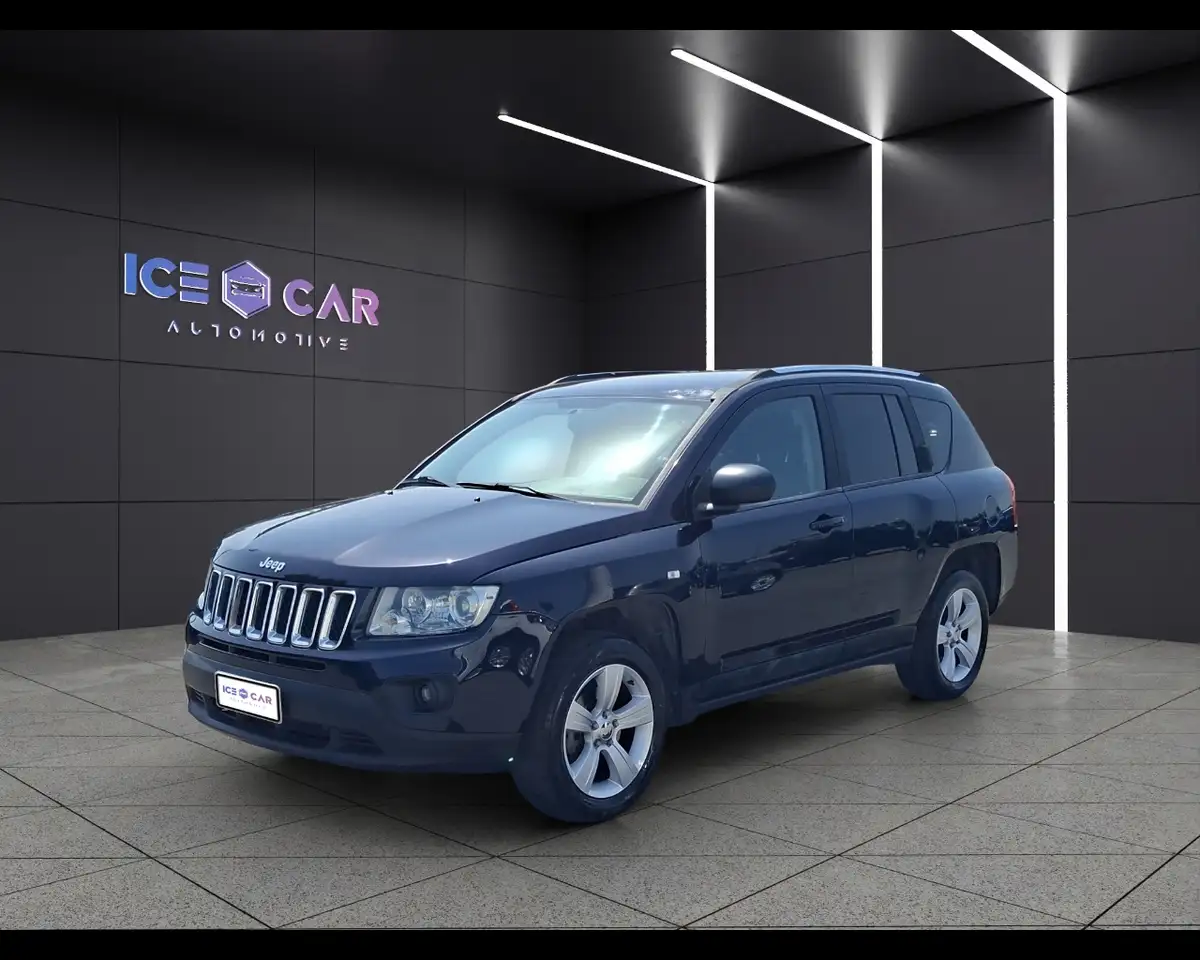 Jeep Compass 2.2 CRD Limited 2WD — photo 1 of 15