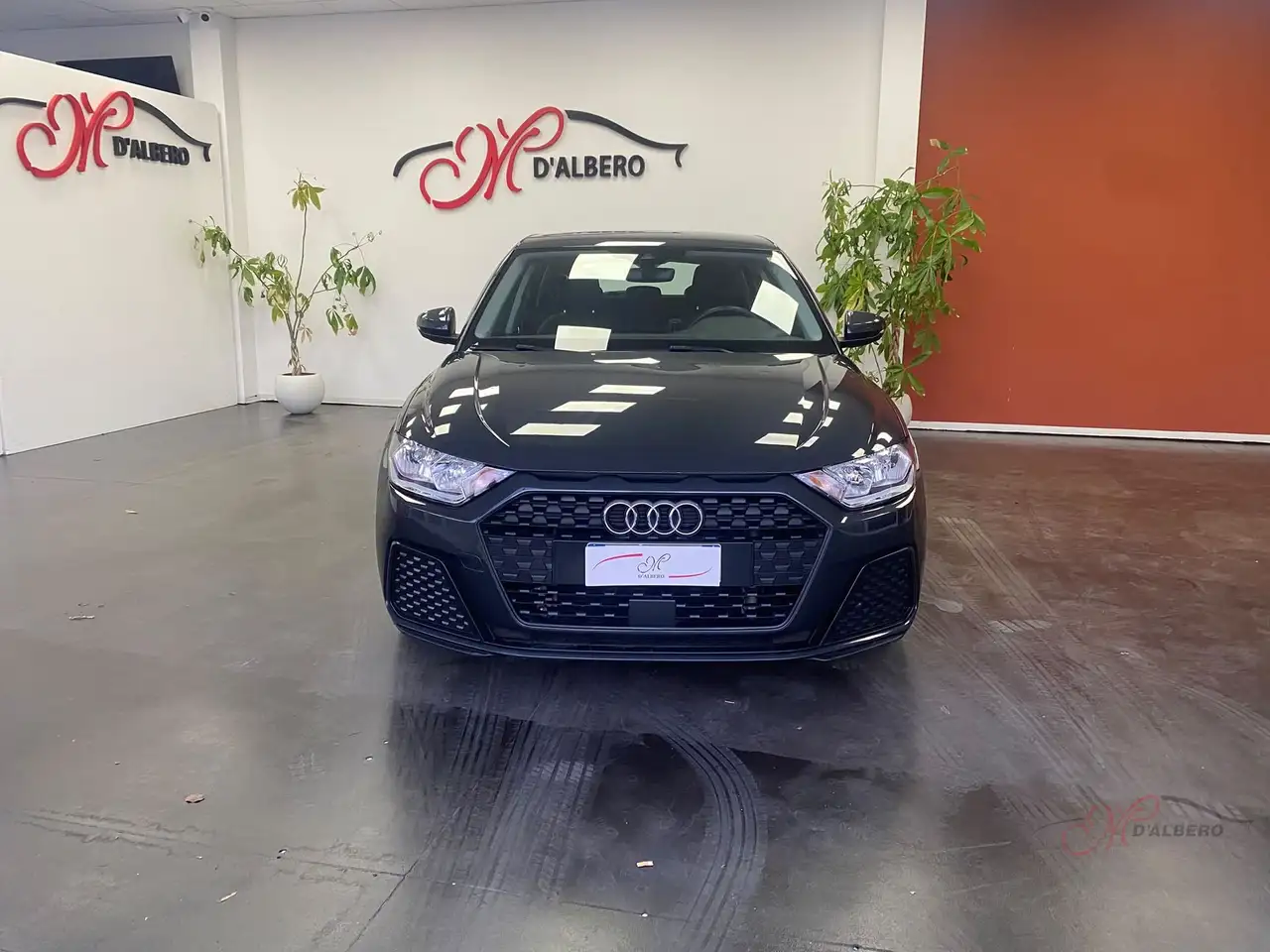 Audi A1 25 TFSI — photo 1 of 14