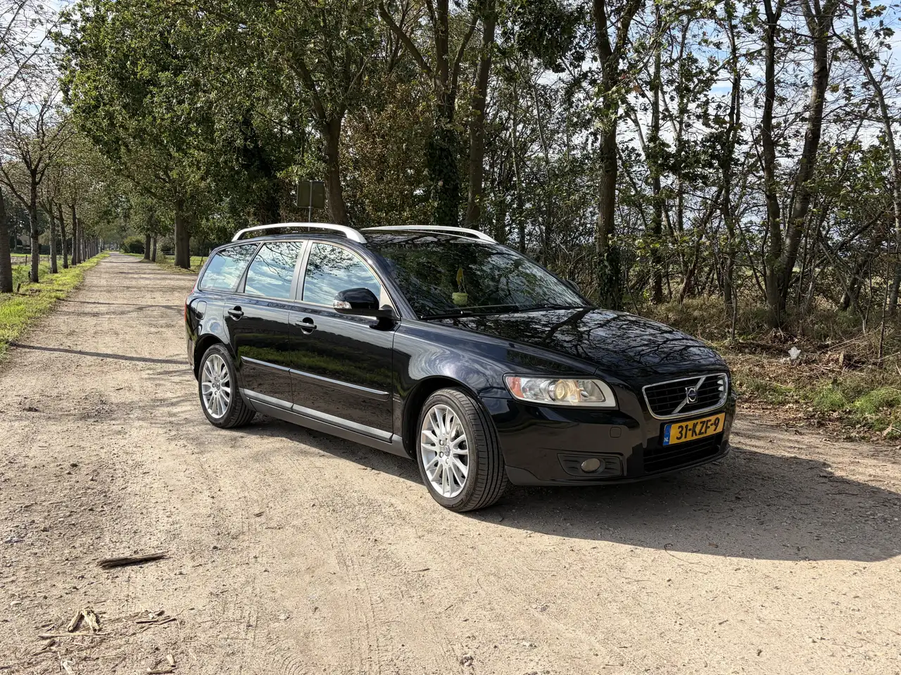 Volvo V50 2.0 Sport — photo 1 of 20