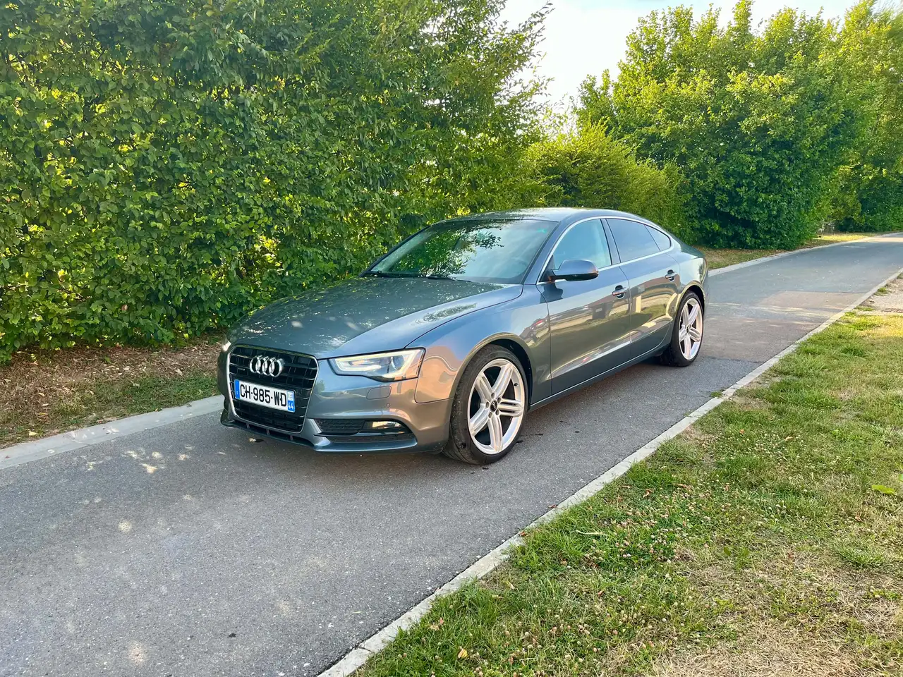 Audi A5 — photo 1 of 9