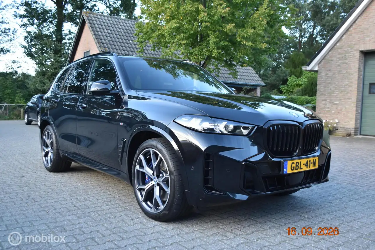 BMW X5 xDrive50e Launch Edition M Sportzetels VOLL — photo 1 of 16