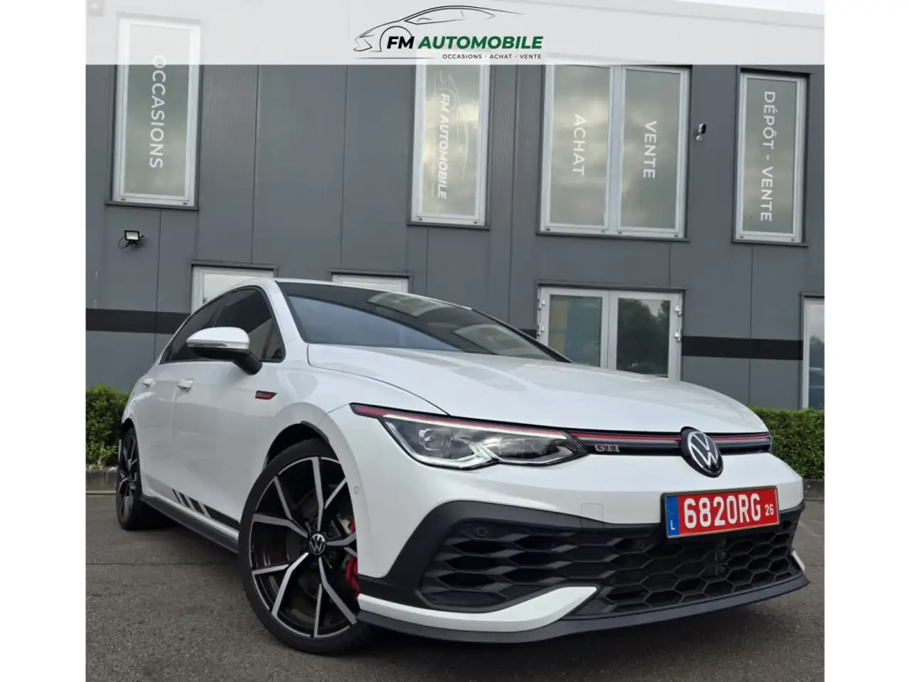Volkswagen Golf GTI CLUBSPORT 2.0 DSG 300 H/K HEAD UP — photo 1 of 22