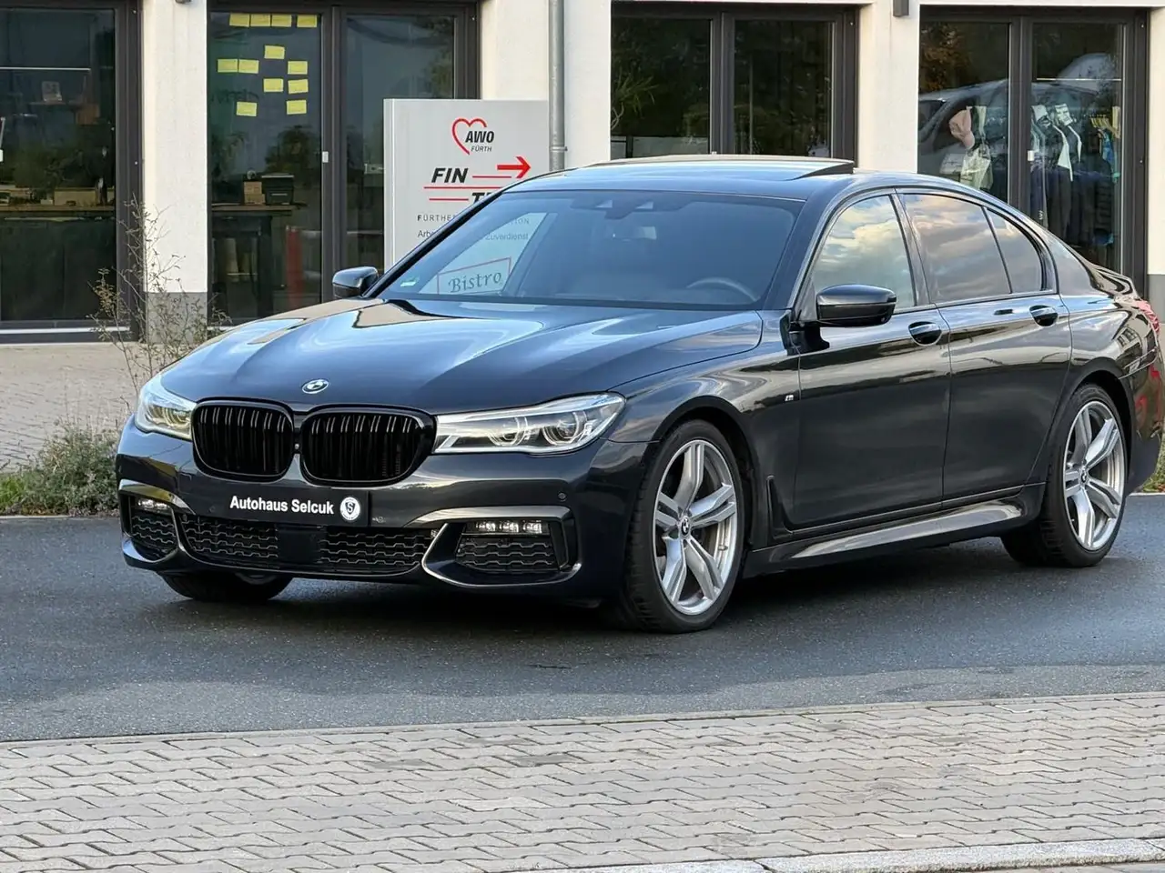 2015 BMW 730 730 d *Laser*Head-UP*Carbon*AHK*Voll*, photograph 2