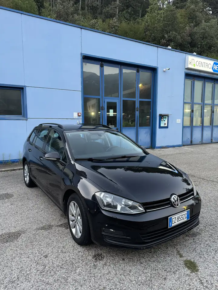 Volkswagen Golf Variant 1.6 tdi Comfortline 110cv — photo 1 of 15