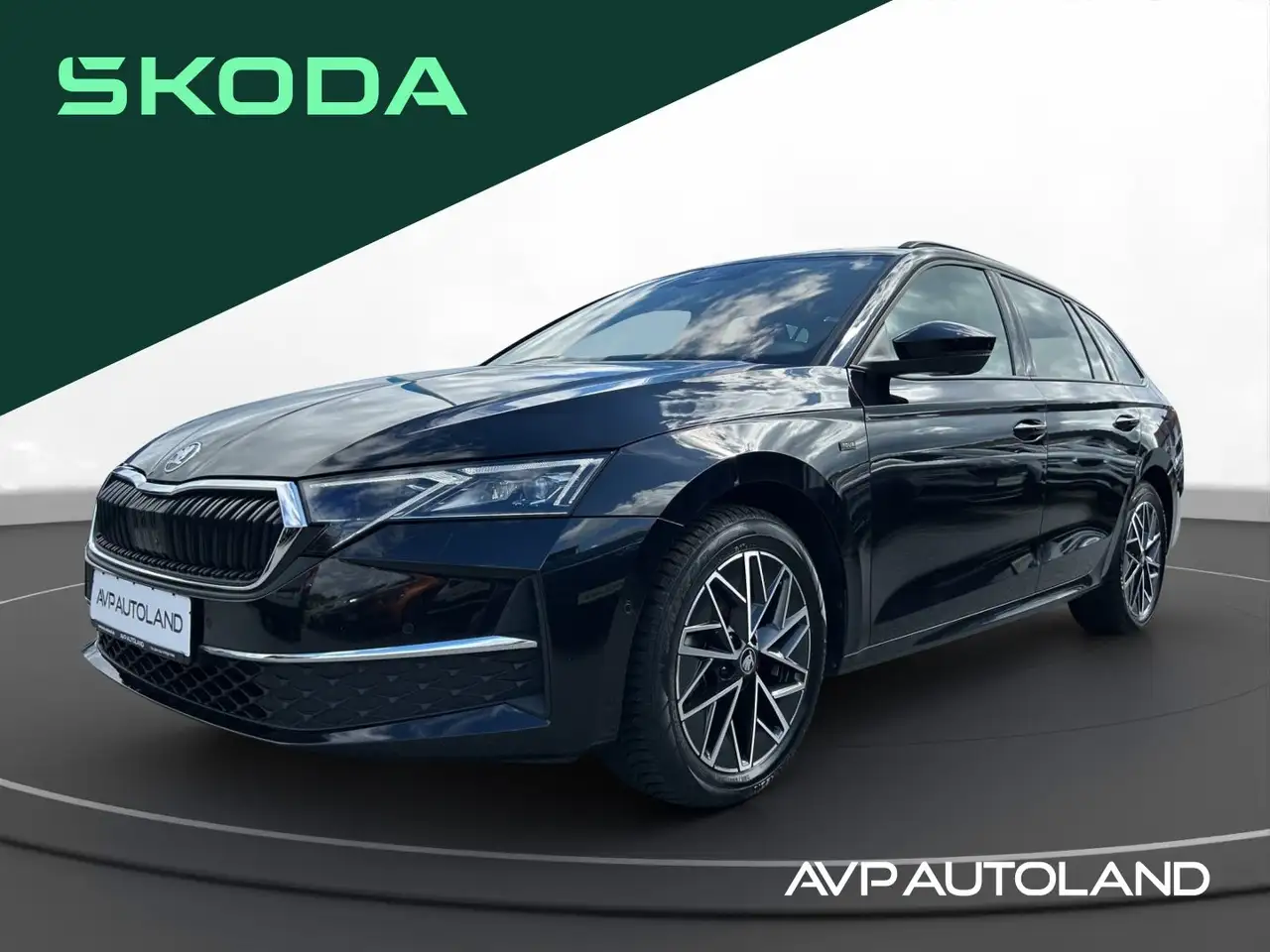 Skoda Octavia Combi 2.0 TDI DSG TOUR | LED | PANO | — photo 1 of 15