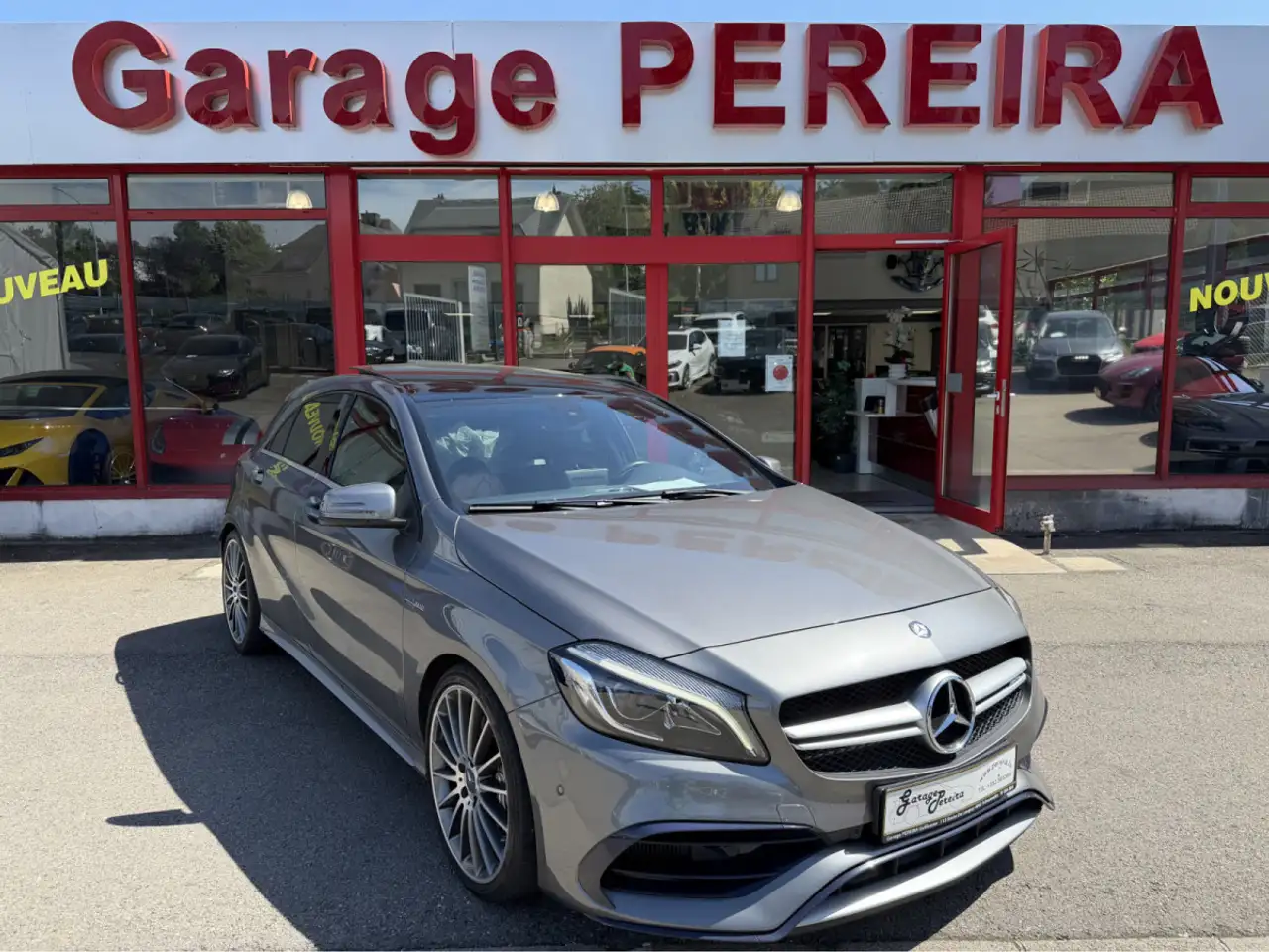Mercedes-Benz A 45 AMG TURBO 4MATIC FACELIFT PANO CUIR NAVI — photo 1 of 7