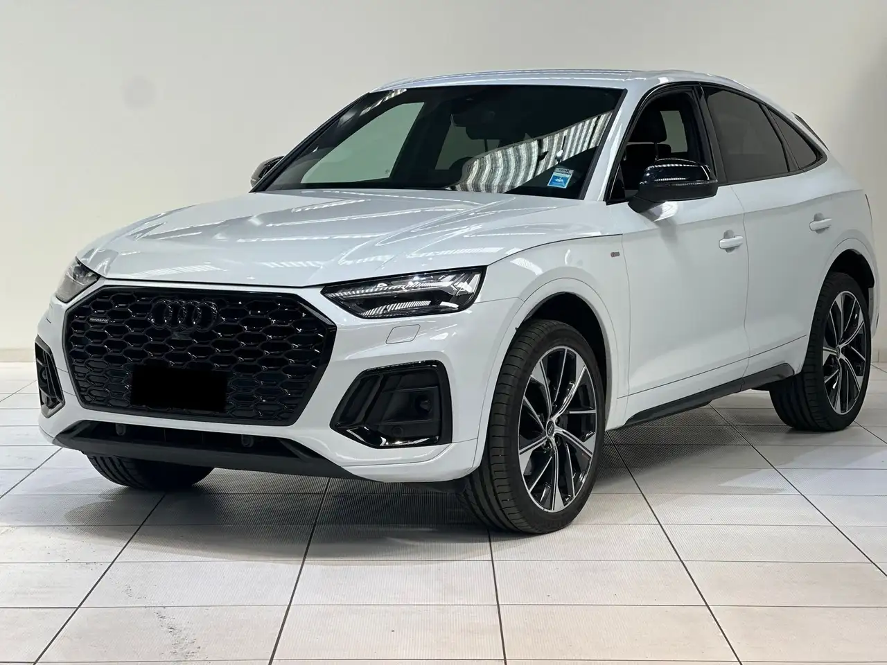 Audi Q5 SPB 40 TDI quattro S tronic S line plus — photo 1 of 17