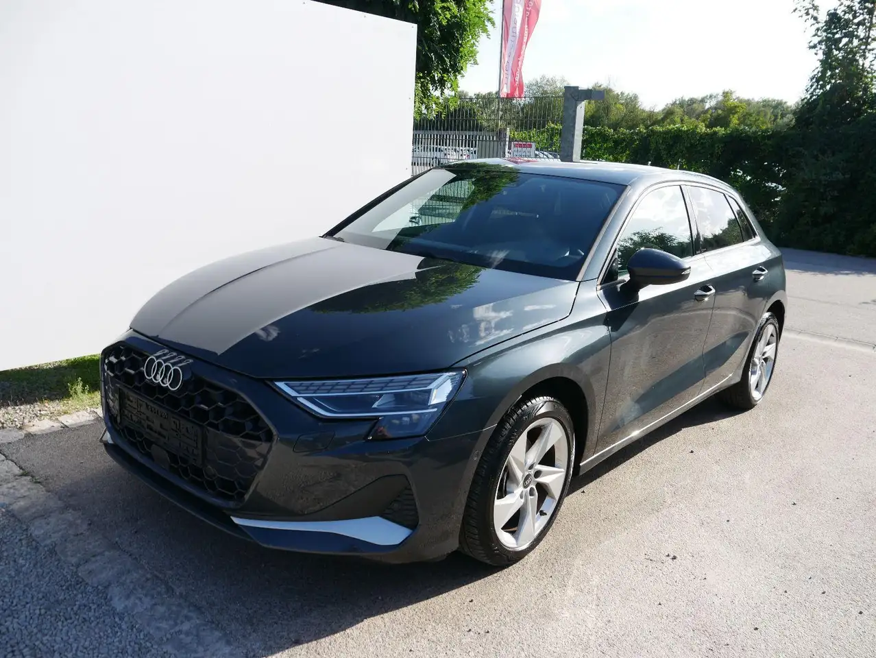 Audi A3 advanced TFSI S tronic *NAVI*PDC-KAMERA*LED*SHZ... — photo 1 of 15