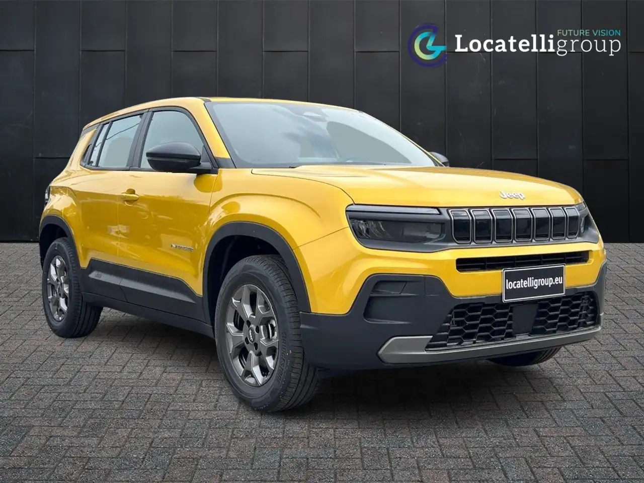 Jeep Avenger 1.2 Turbo e-Hybrid MHEV Longitude — photo 1 of 15