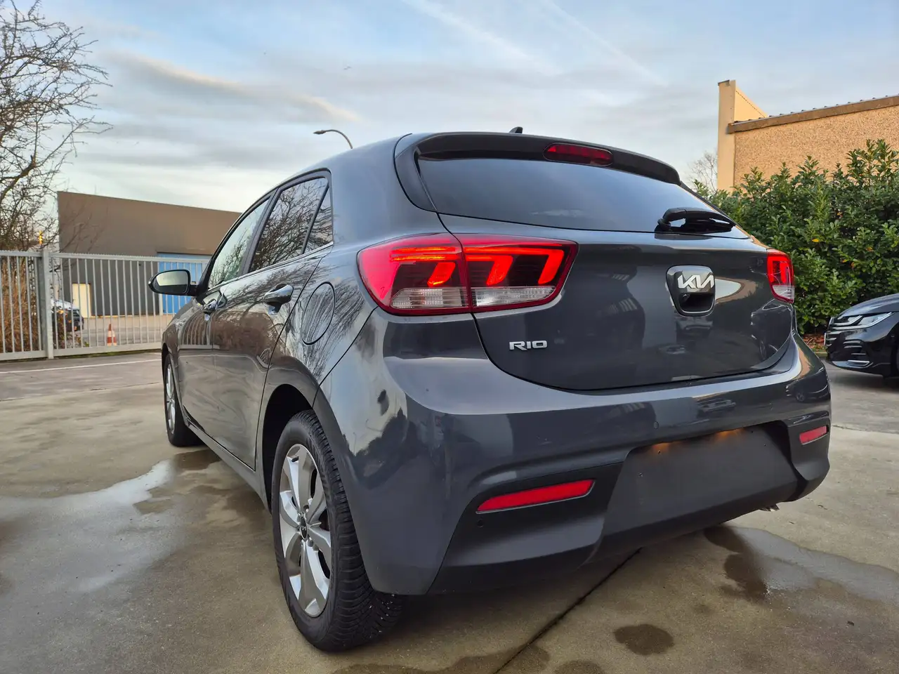 2023 Kia Rio 1.0Ti 100cv // AUTO. 7DCT // 33.534 KM !! 2023 !!, photograph 9
