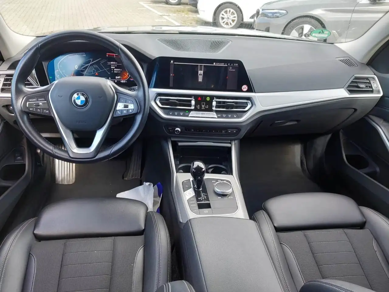 2022 BMW 320 d Touring*LC-Prof,LED,Sportsitze,DAB,1te Hd., photograph 4