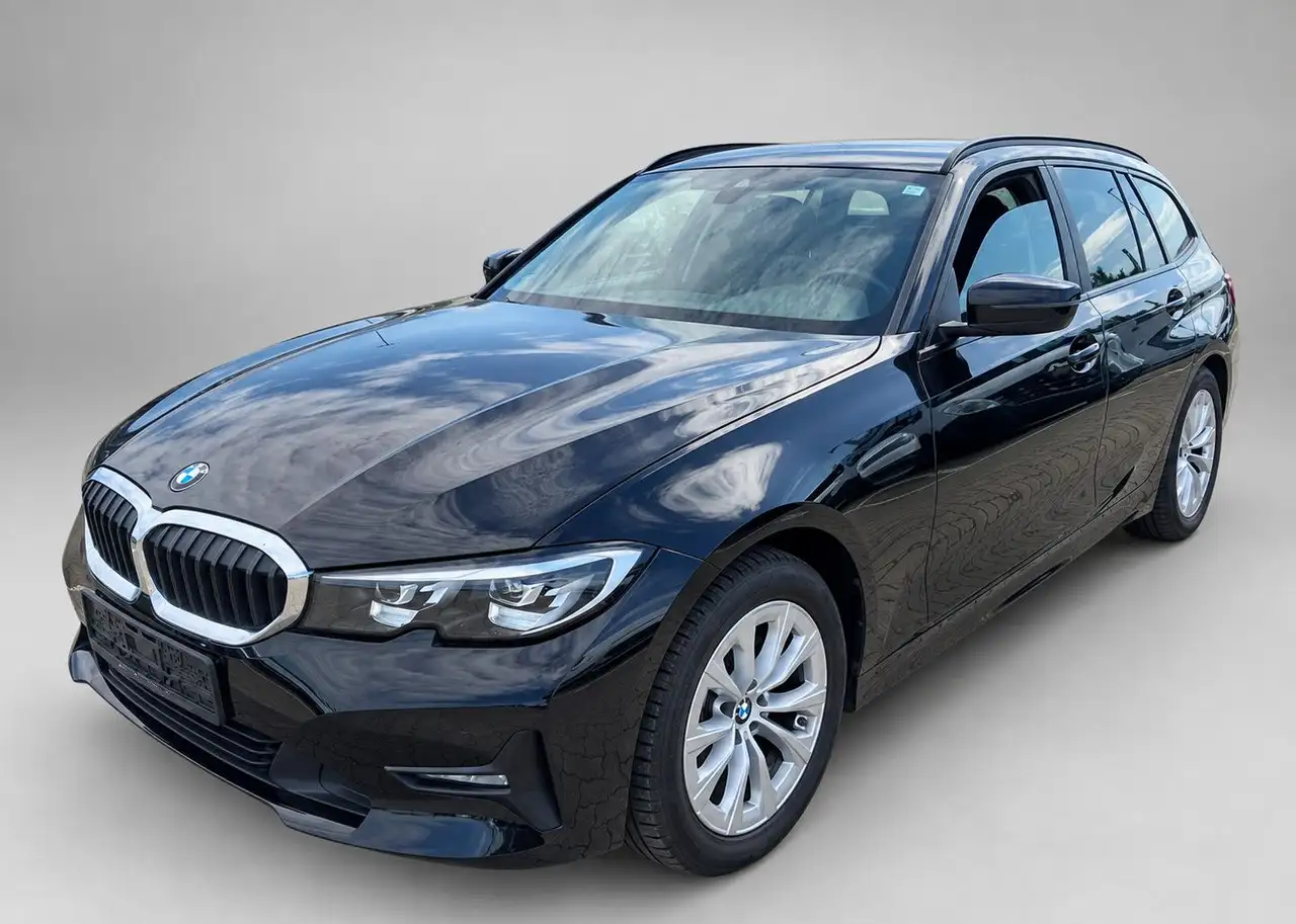 BMW 320 d Touring*LC-Prof,LED,Sportsitze,DAB,1te Hd. — photo 1 of 10
