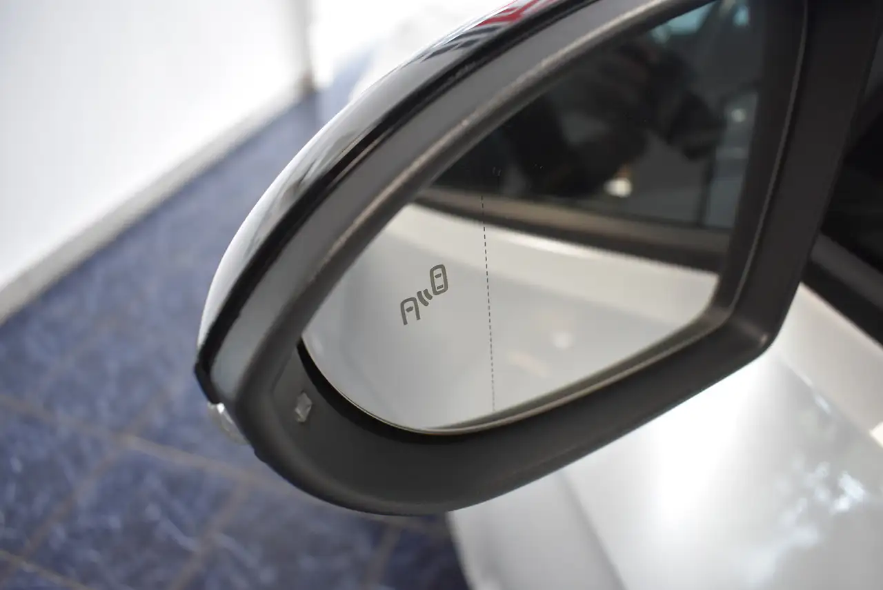 2019 Volkswagen Golf IQ.DRIVE Start-Stop Klimaaut Navi Kamer AHK, photograph 12
