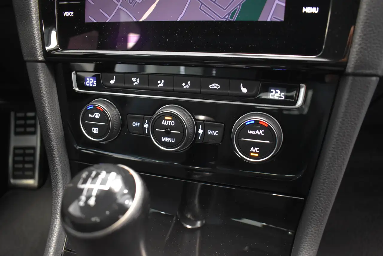 2019 Volkswagen Golf IQ.DRIVE Start-Stop Klimaaut Navi Kamer AHK, photograph 8