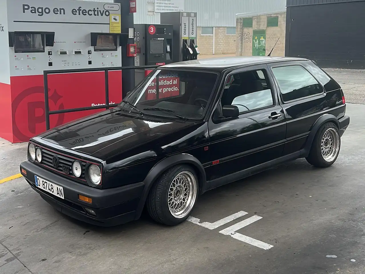 Volkswagen Golf GTI Golf 1.8 GTI 16v 140 GTI — photo 1 of 15