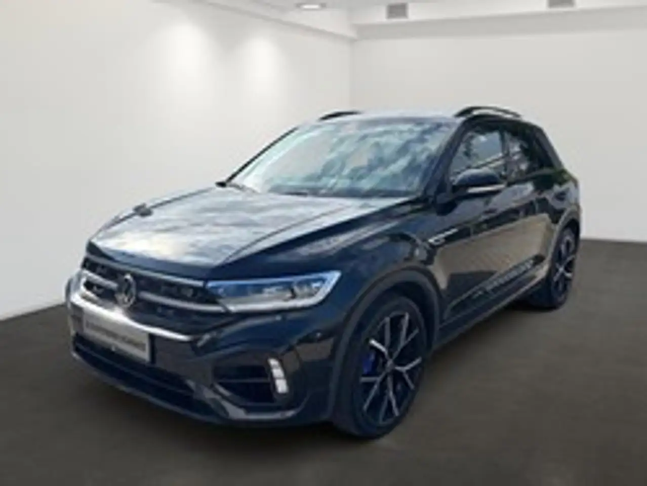 Volkswagen T-Roc R 4Motion 2.0 TSI DSG 19ZOLL+AKRA+CAM+BLACKSTYLE+M — photo 1 of 4