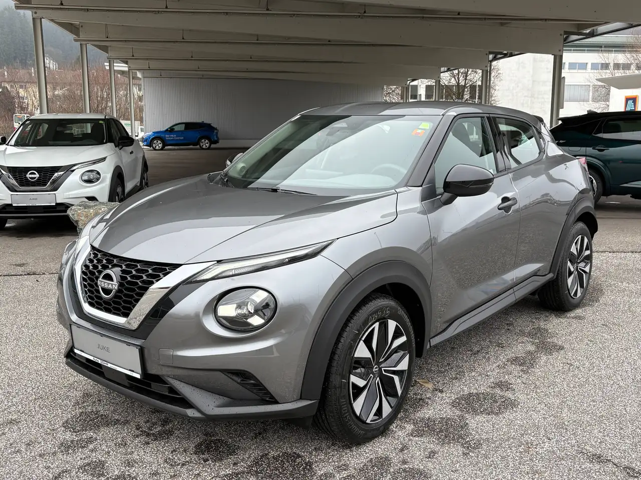 Nissan Juke Juke 1,0 DIG-T Acenta+ DCT Winterräder kostenlos — photo 1 of 15