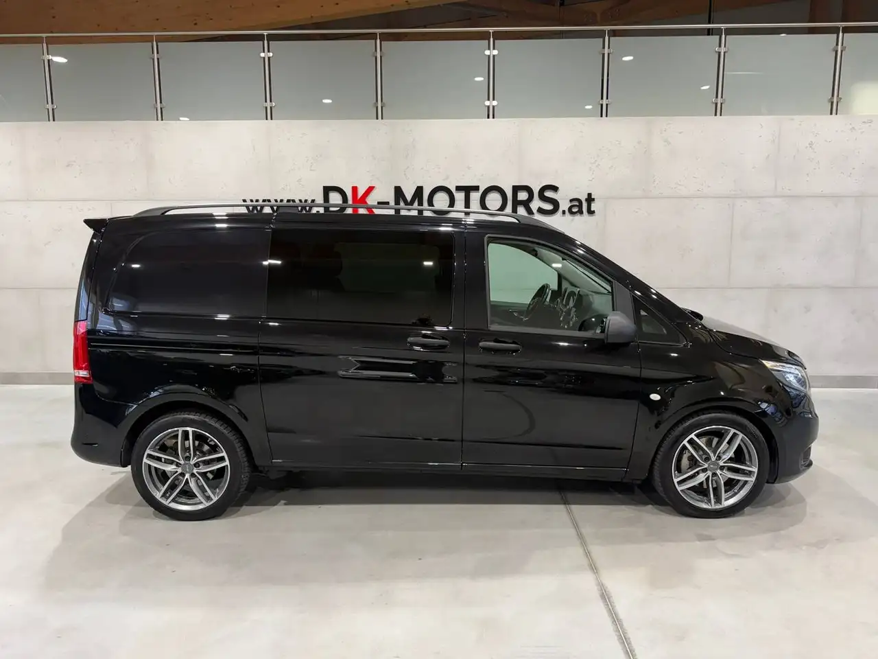 Mercedes-Benz Vito 119 CDI 4MATIC kompakt / LED / RFK / 5 Sitzer / N1 / — photo 1 of 29