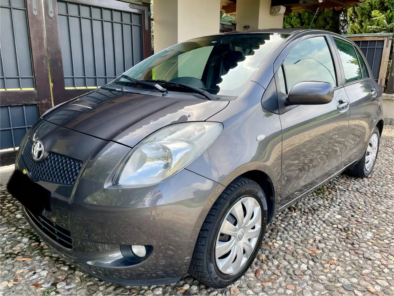 Toyota Yaris Yaris 1.3 5 porte Navi — photo 1 of 15