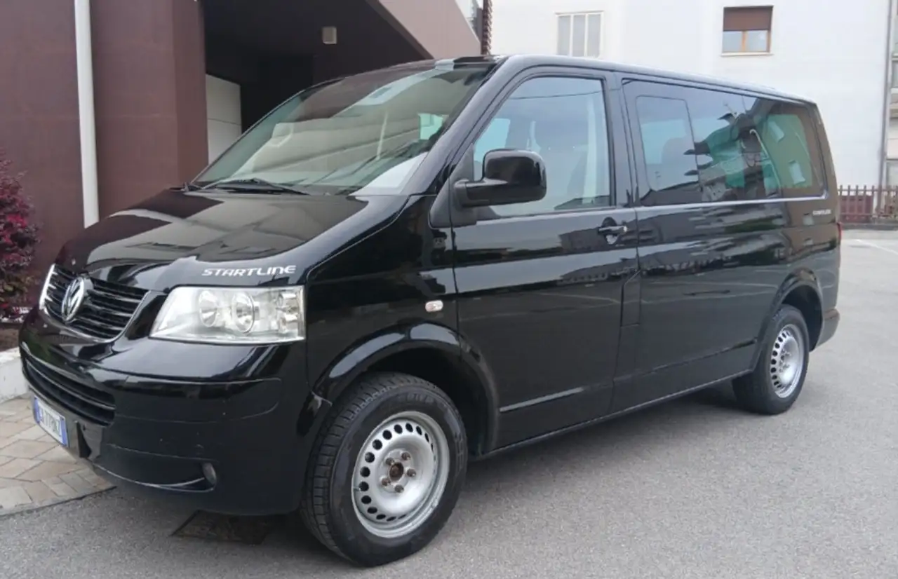Volkswagen T5 Multivan Multivan 2.5 tdi Starline 5p.ti con gancio e navi — photo 1 of 11