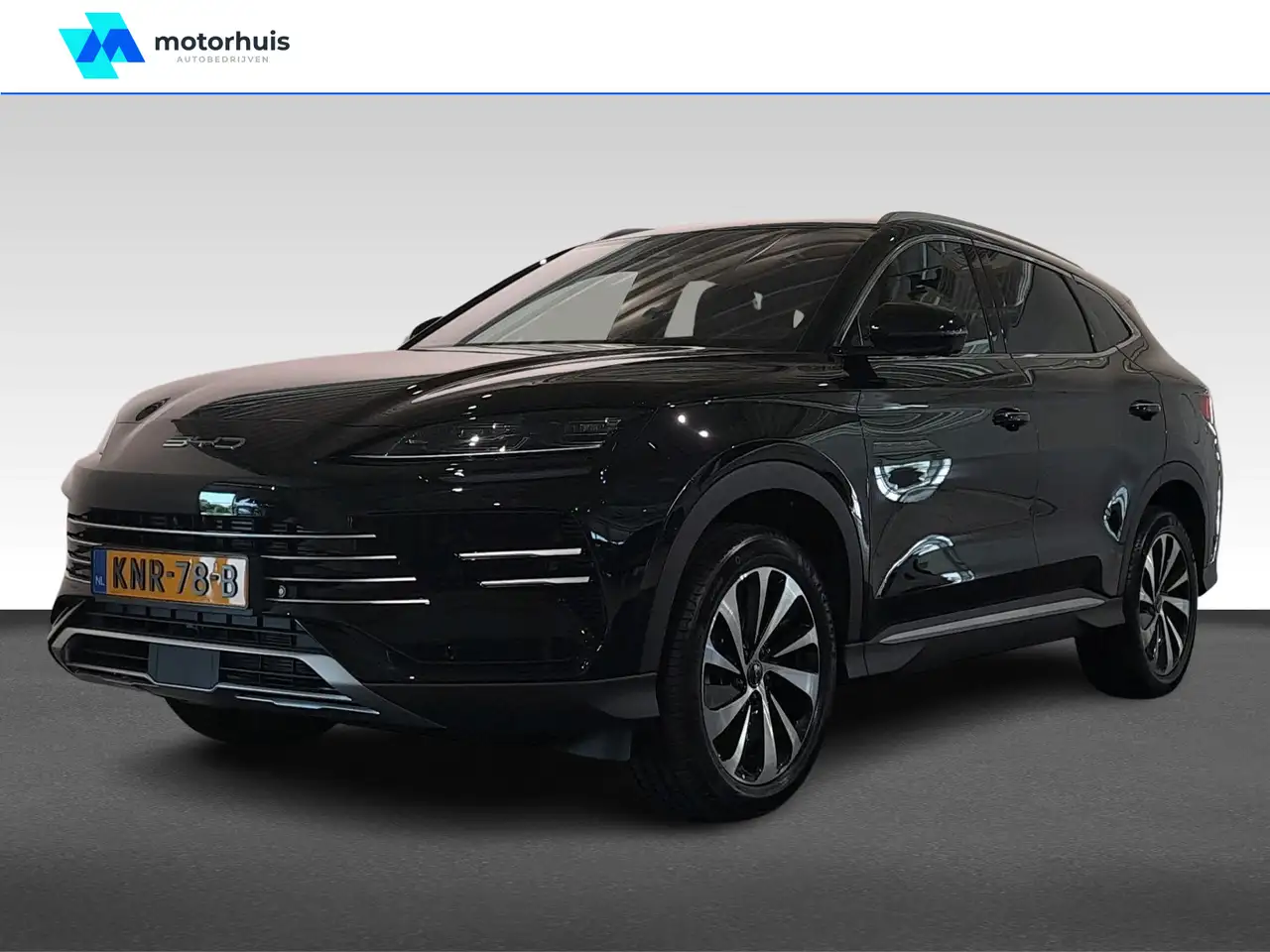 BYD Seal U 1.5 T DM-i AWD Design | Armsteun voor | Electronic — photo 1 of 22