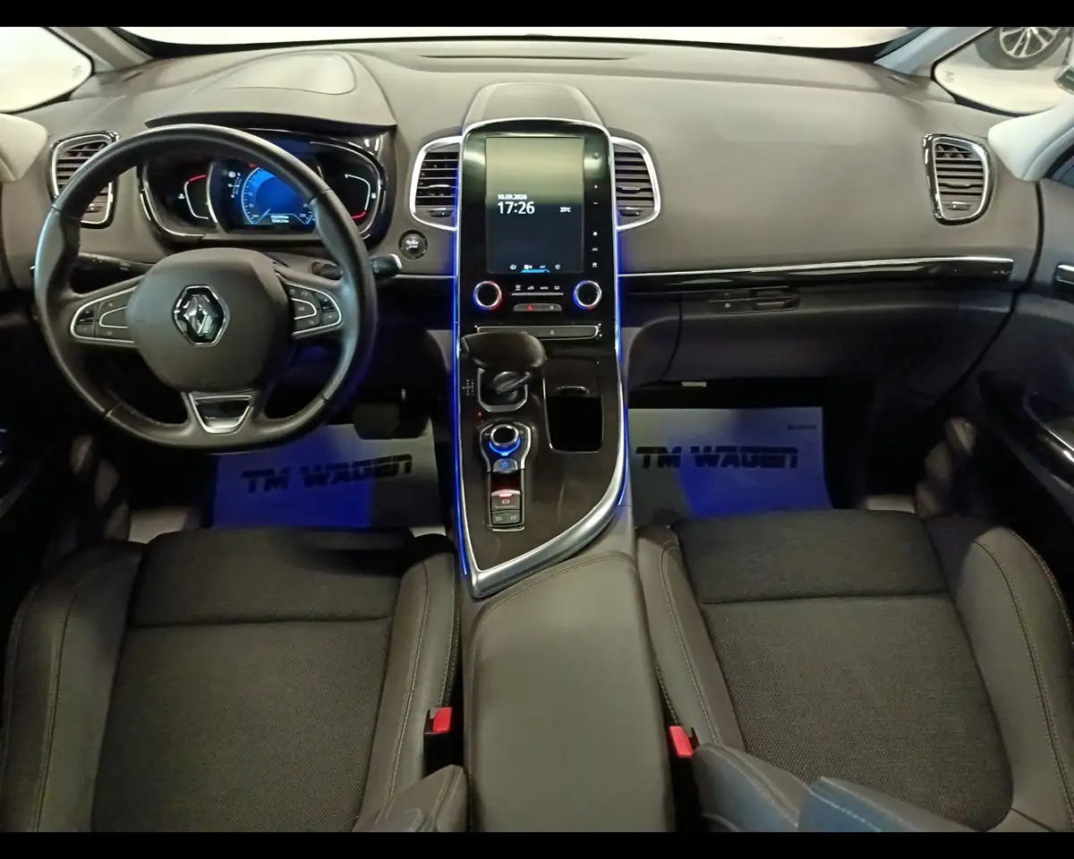 2017 Renault Espace dCi 160CV EDC Energy Initiale Paris 4Control, photograph 9