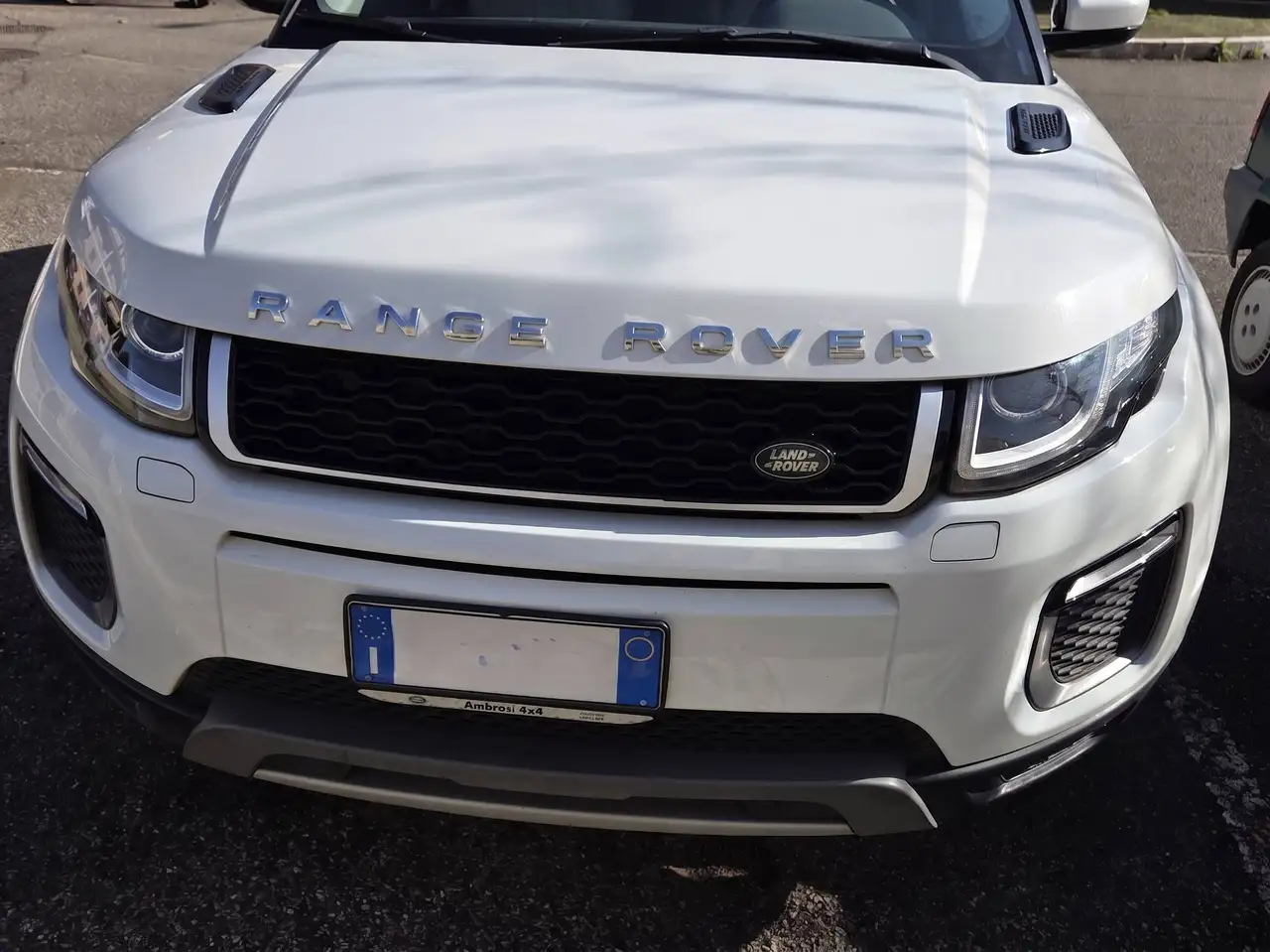 Land Rover Range Rover Evoque Range Rover Evoque 5p 2.0 td4 SE 150cv auto — photo 1 of 8
