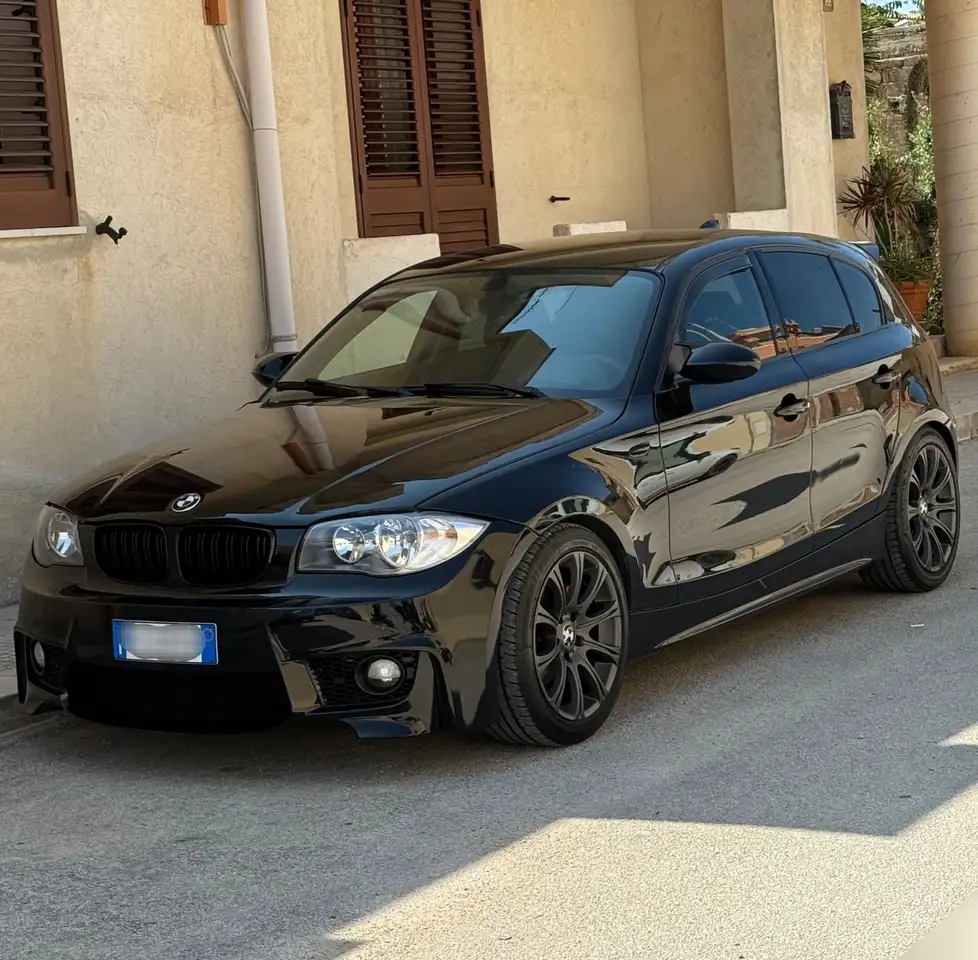 BMW 120 120d Attiva — photo 1 of 5