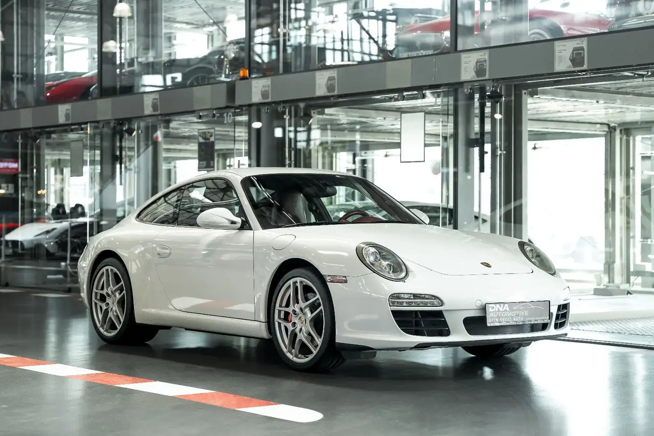 Porsche 911 997 Carrera Coupe, PDK, Voll, MK2 — photo 1 of 20