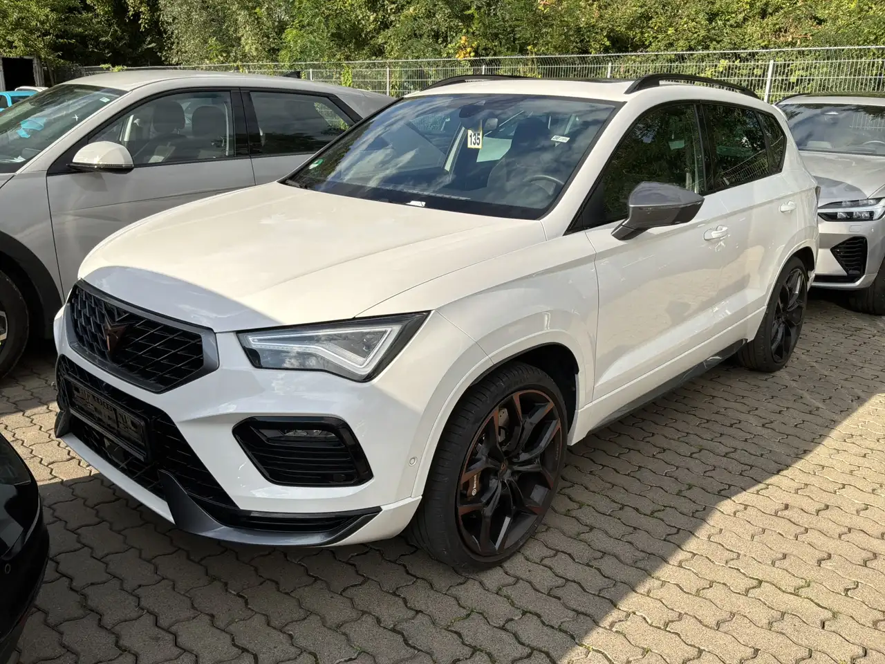 CUPRA Ateca VZ Edition 4Drive Akrapovic*AHK*Pano*ACC — photo 1 of 5