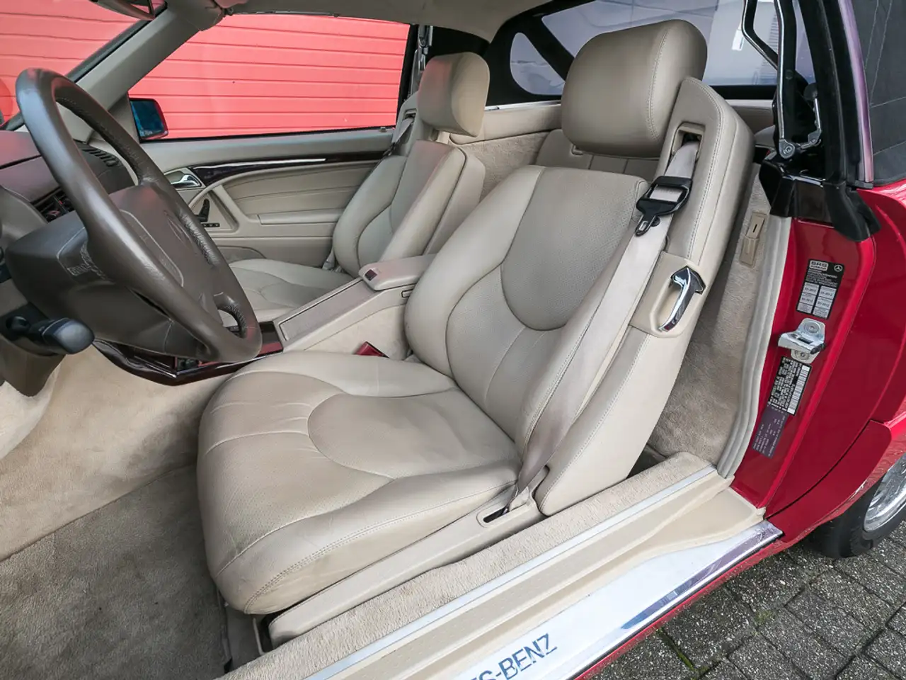 1997 Mercedes-Benz SL 500 SL 500, photograph 12