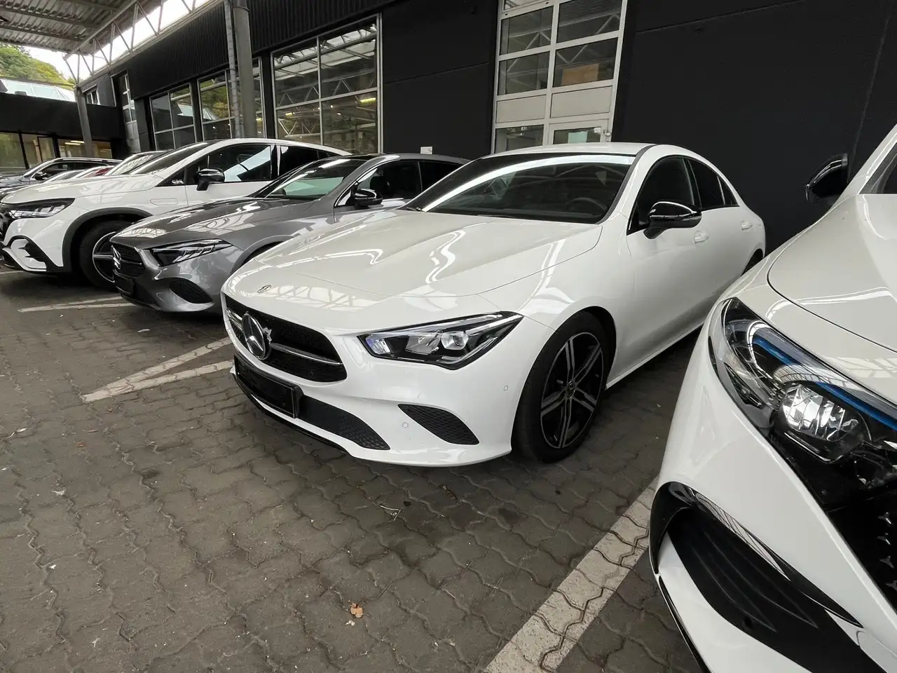 Mercedes-Benz CLA 220 d 8G-DCT Edition 1 — photo 1 of 4