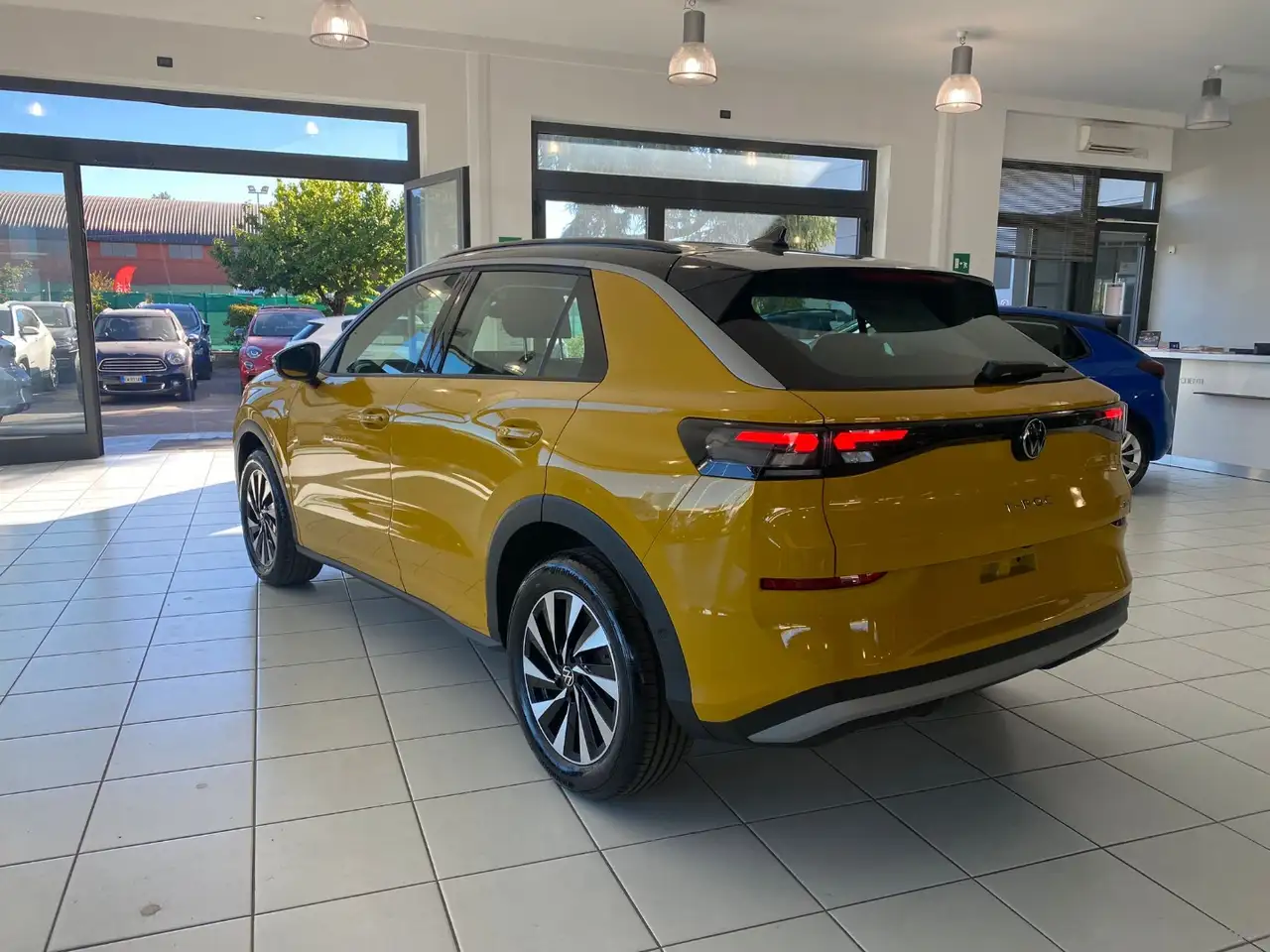 2026 Volkswagen T-Roc 1.5 eTSI ACT DSG Life, photograph 7