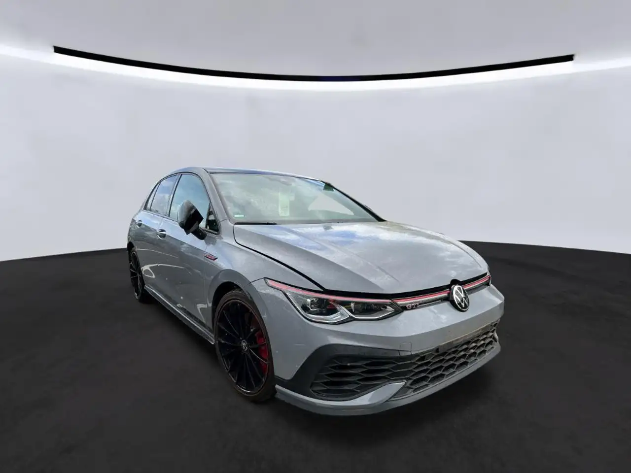 2022 Volkswagen Golf GTI Clubsport 45 MATRIX PANO H/K ACC KAMERA, photograph 2