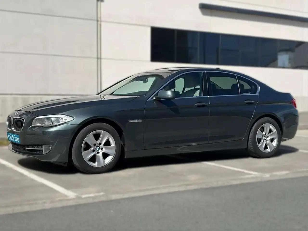 BMW 520 520d EfficientDynamics — photo 1 of 11
