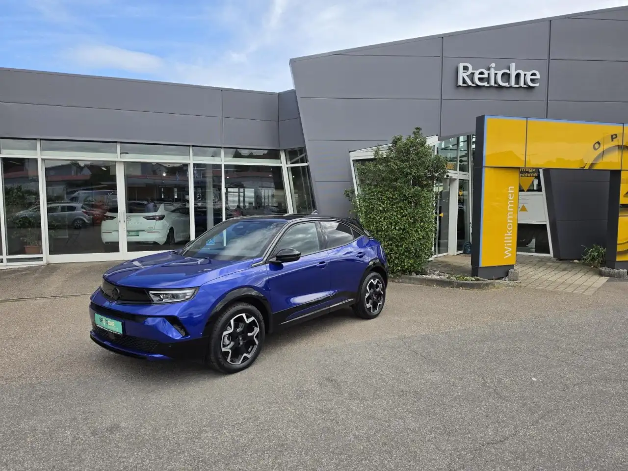 Opel Mokka 1.2 GS AT+NAV+MATRIX+SHZ+LHZ+RFK+TWW Klima Navi — photo 1 of 28