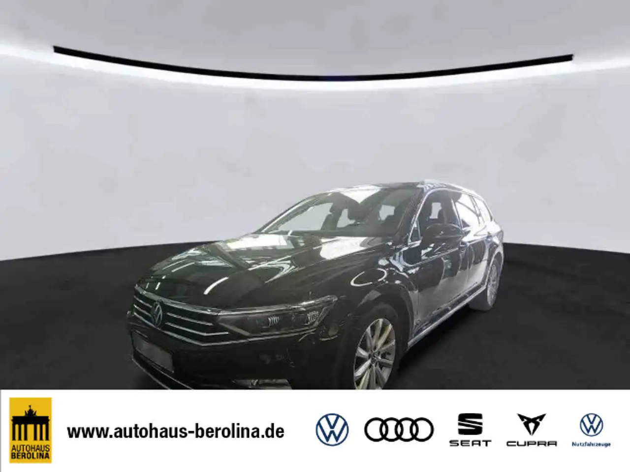 Volkswagen Passat Variant 2.0 TDI Elegance DSG *AHK*NAV* — photo 1 of 3