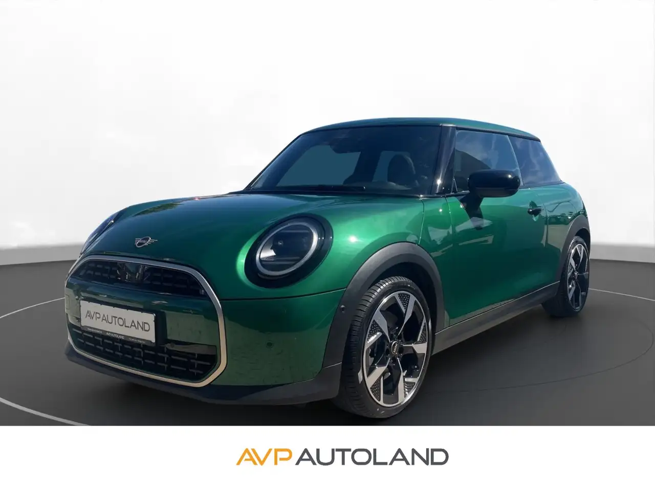 MINI Cooper C Favoured Trim — photo 1 of 15