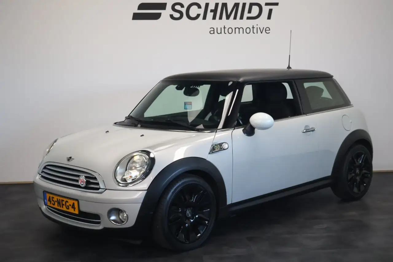 MINI Cooper 3-Deurs 1.6 Camden Edition | H&K | Airco | Sportst — photo 1 of 22