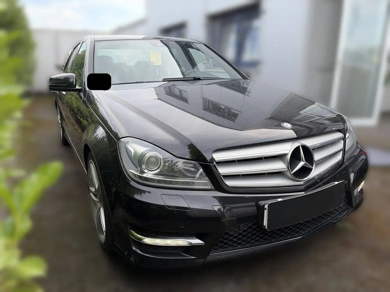 Mercedes-Benz C 250 C 250 CGI BlueEfficiency (204.047) — photo 1 of 23