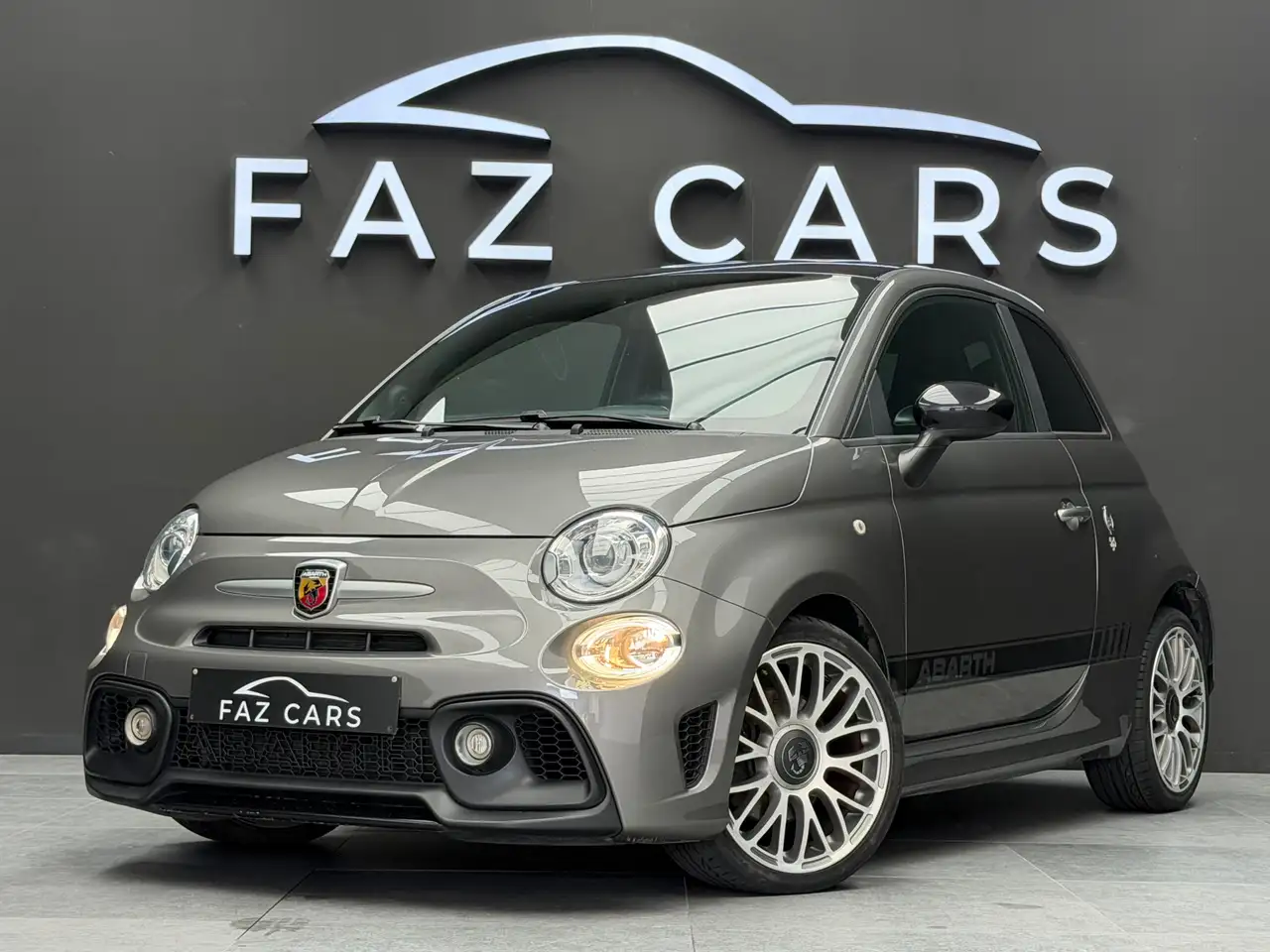 Fiat 595 Abarth 1.4 T-Jet * 1ER PROP + XENON + GPS + GARANTIE * — photo 1 of 15