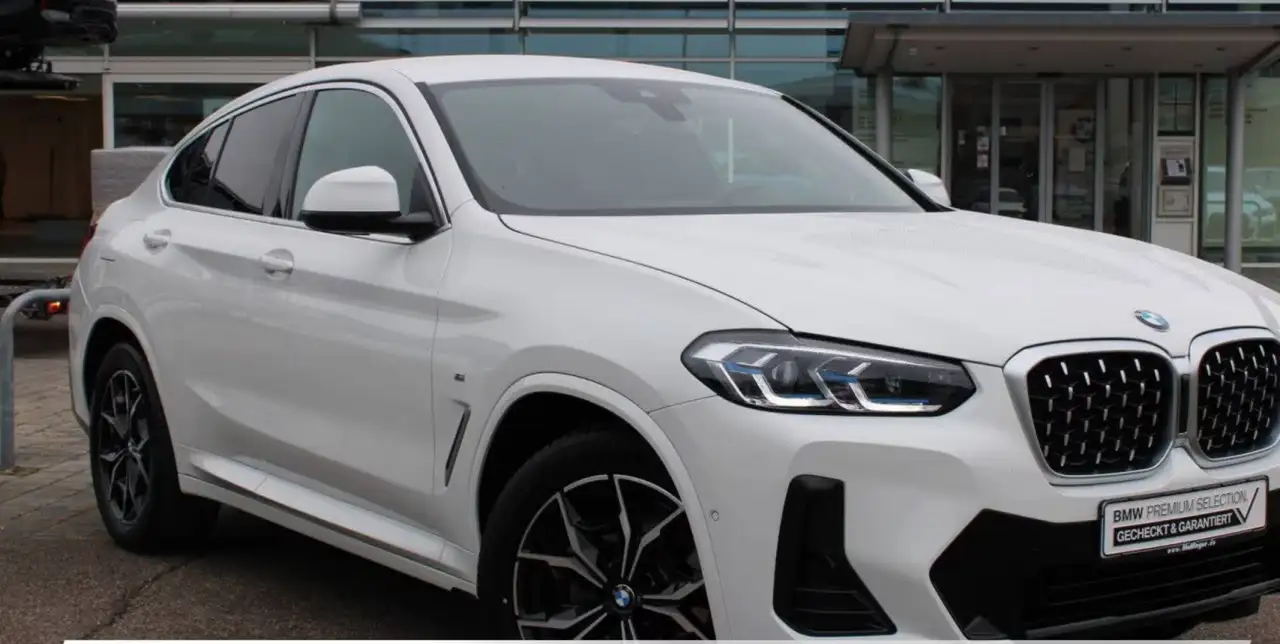 BMW X4 xDrive 20 d M Sport — photo 1 of 15
