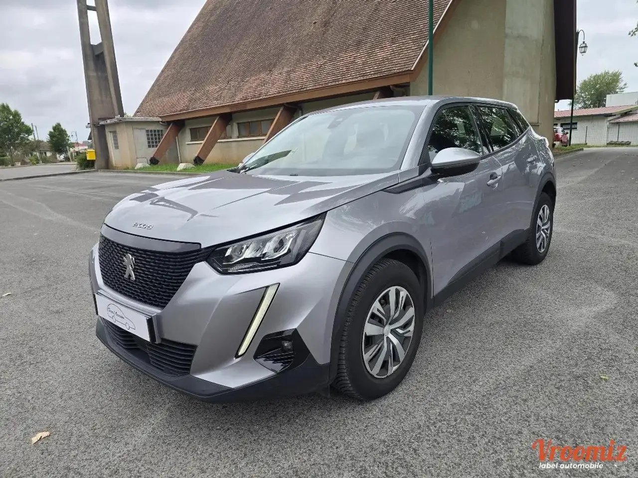 Peugeot 2008 1.5 BLUEHDI 110 ACTIVE BUSINESS — photo 1 of 10