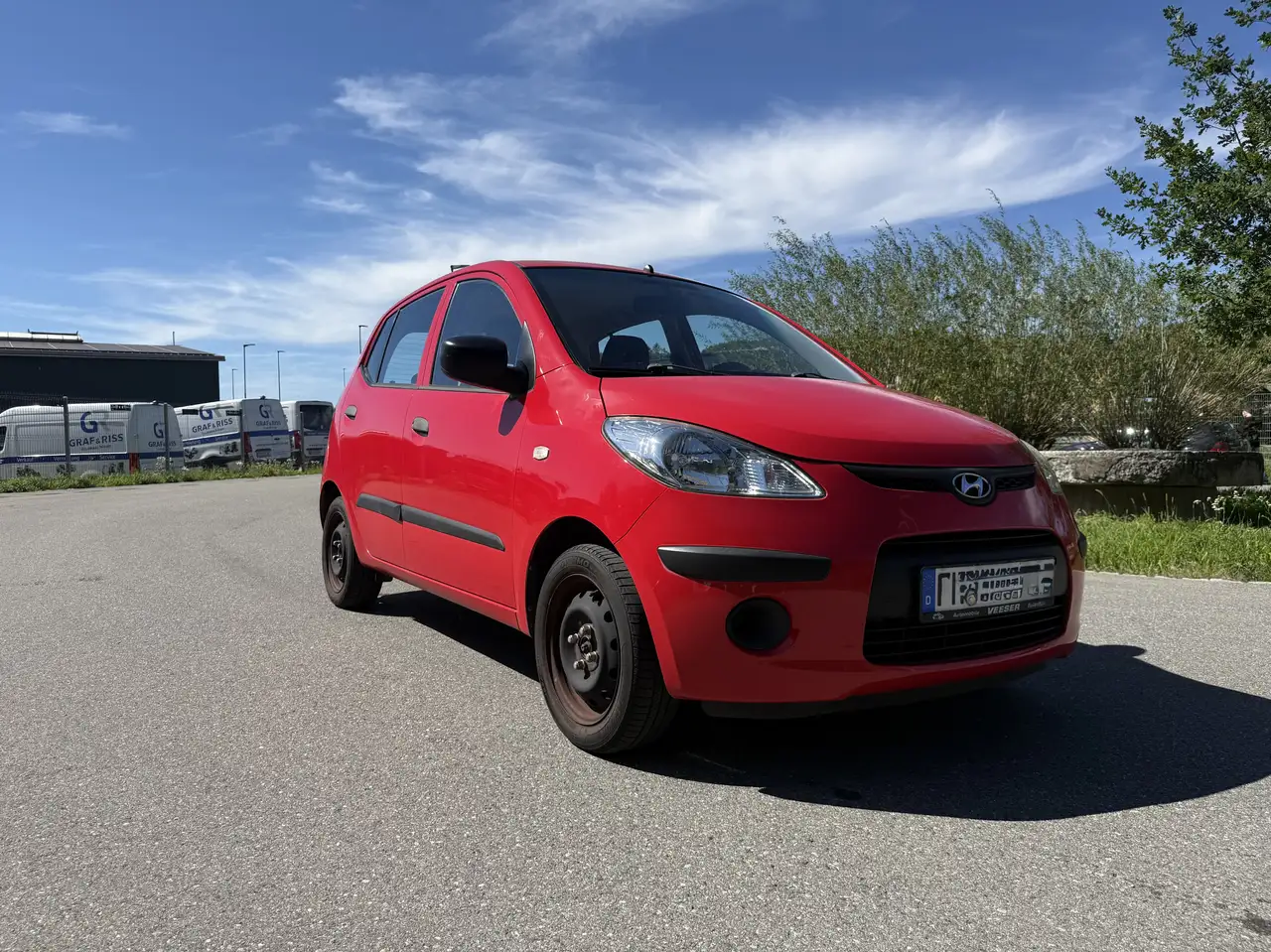 Hyundai i10 1.1| TÜV Neu | 8fach Bereift | Scheckheft Geplegt| — photo 1 of 12